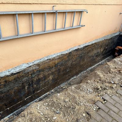 Schritt 2: Reinigung der Wand